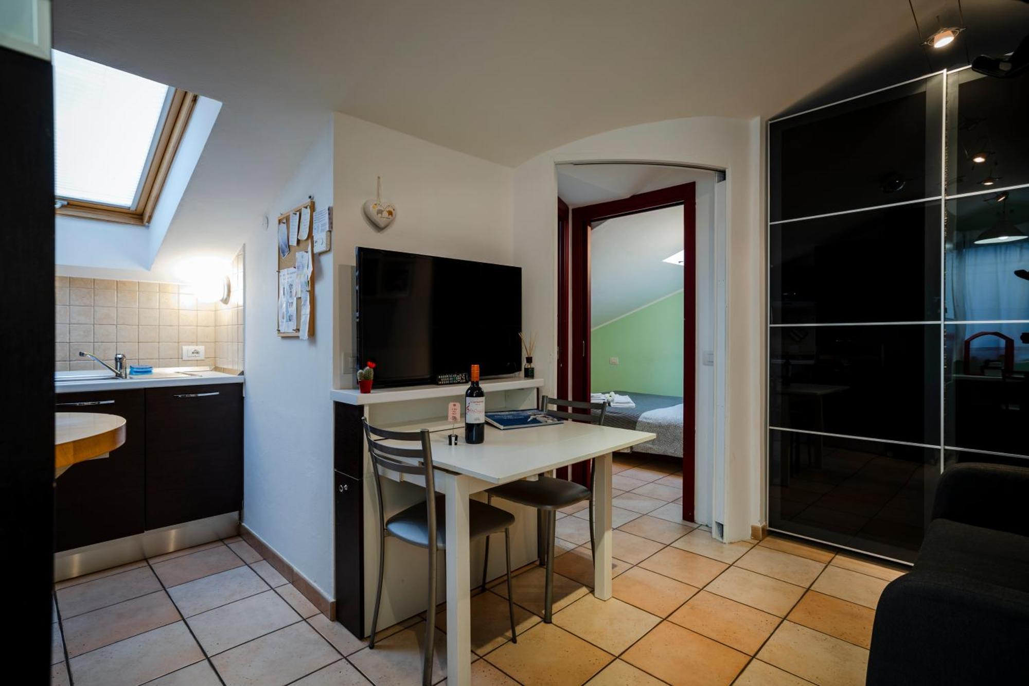 Above The Sky - Flying Apartment San Marino Exterior foto